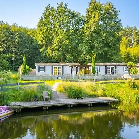 Single-story By The Pond No 9 بيت للعطل دارووفكو